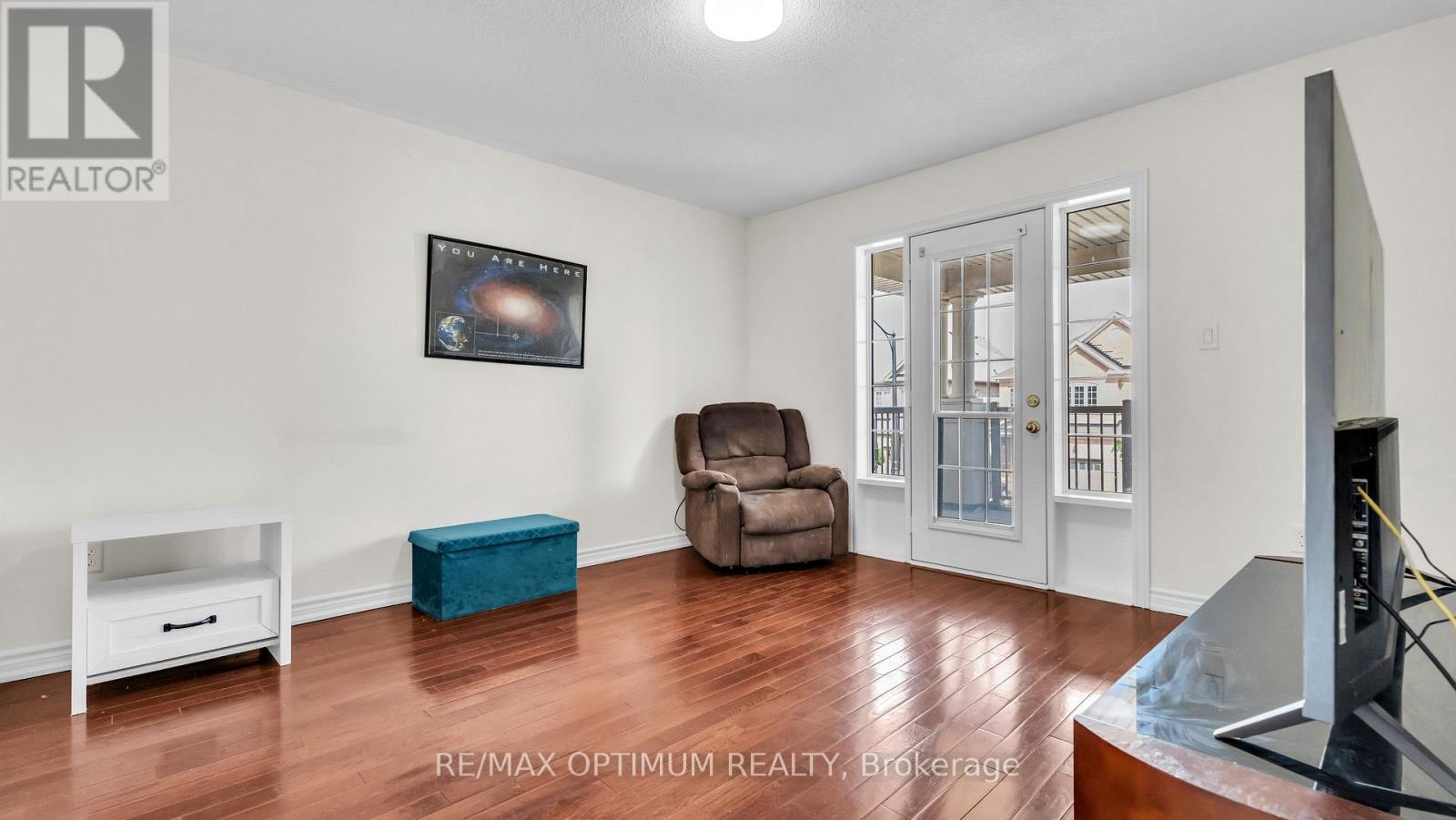 25 WALBROOK ROAD - 33