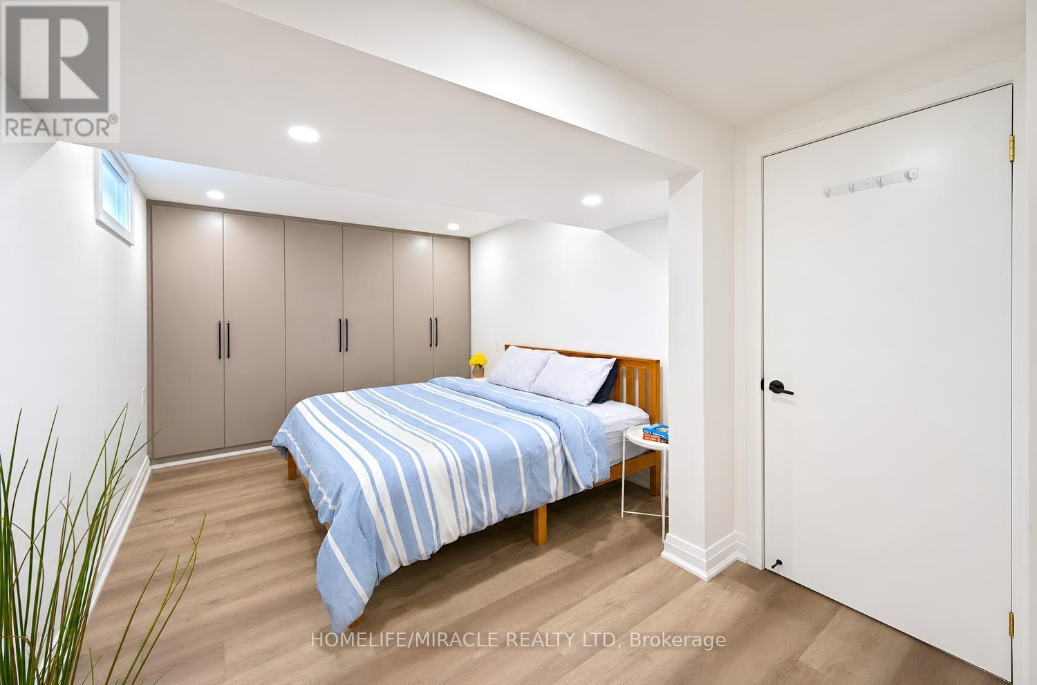 2108 FALMOUTH TERRACE - Image 31