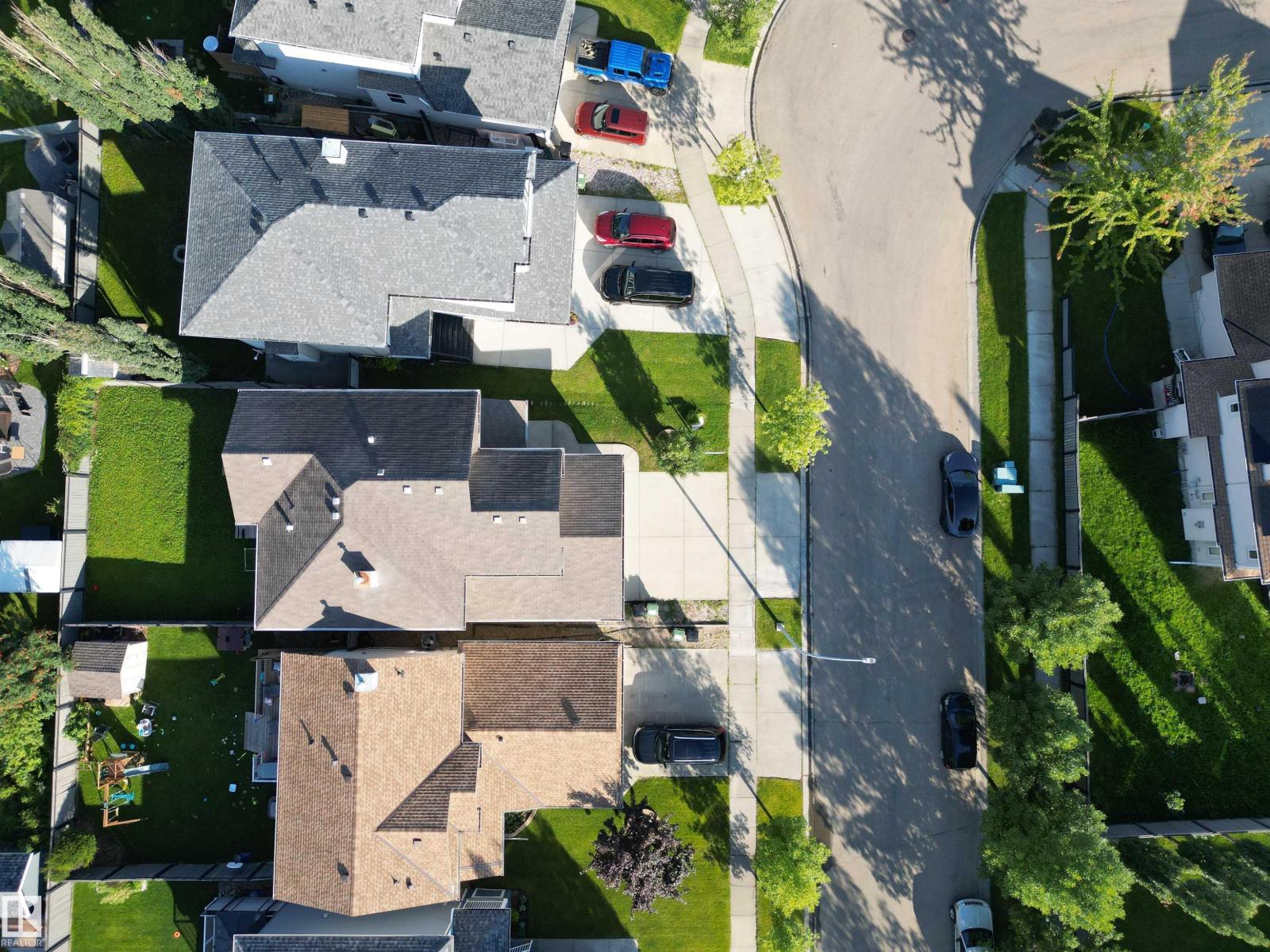 10 BIRCHMONT CR photo 26
