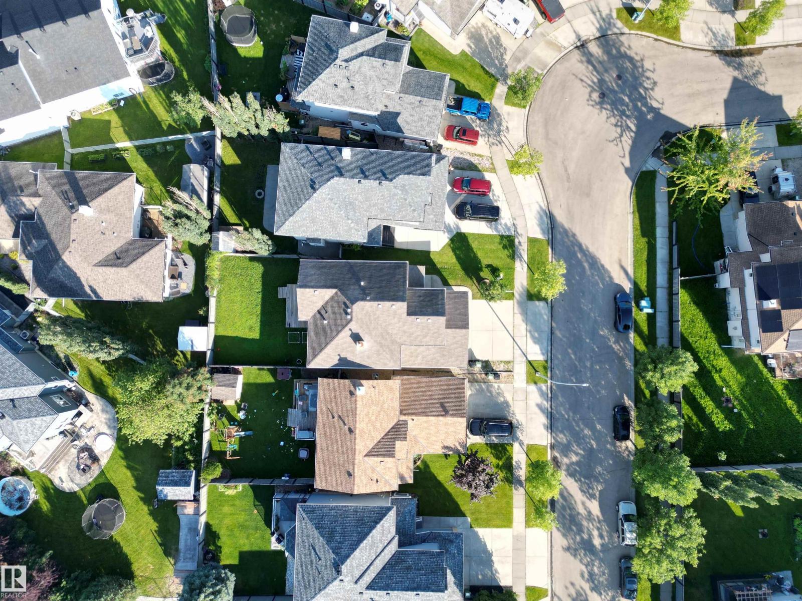 10 BIRCHMONT CR photo 22