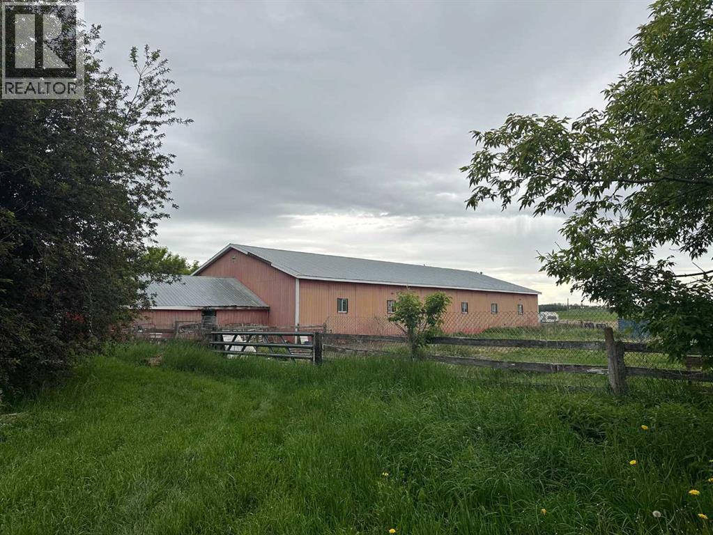 20, 27380 Township Road 373 - 12