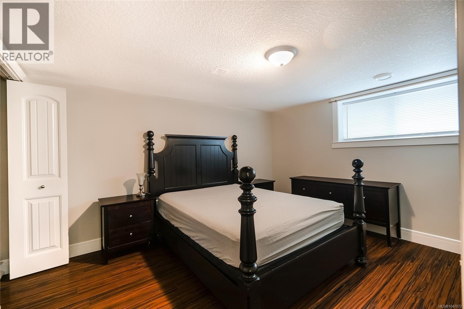 4819 Whalley Way - 49