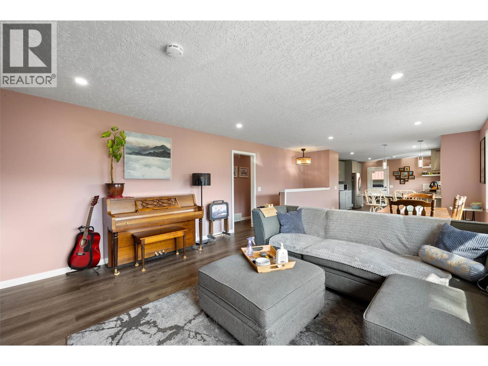 4326 KARINDALE Road, Kamloops
