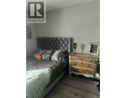 4pc Bathroom - 224 Spieker Avenue, Tumbler Ridge, BC V0C2W0 Photo 11