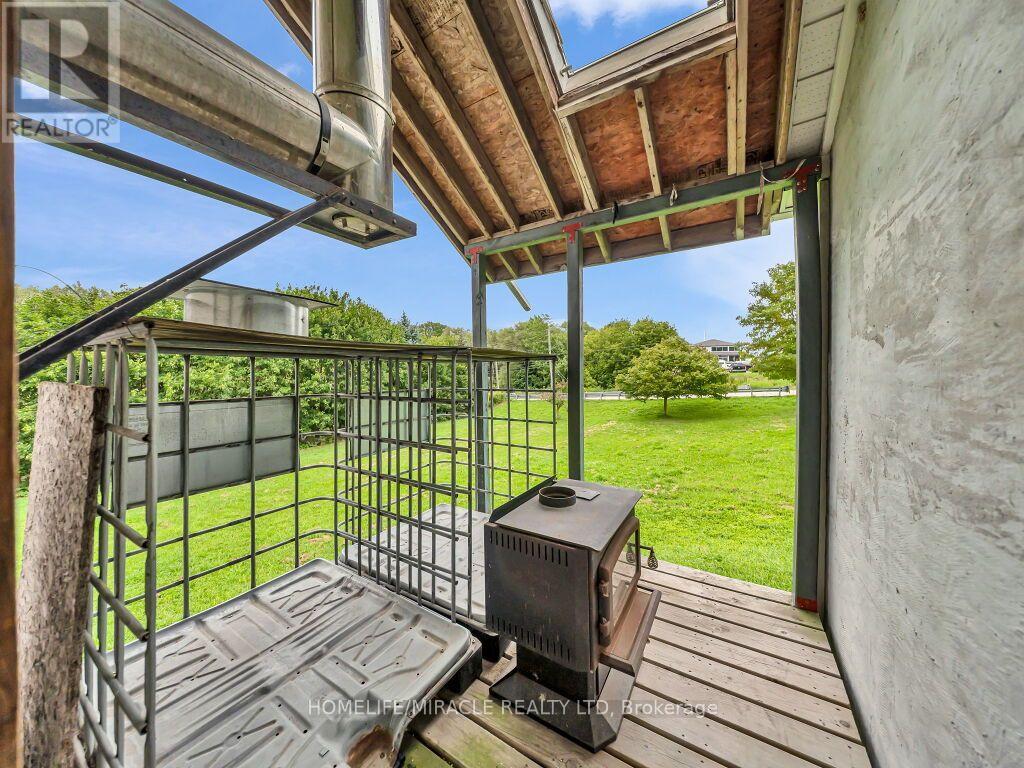 7964 WELLINGTON COUNTY 109 ROAD - 22