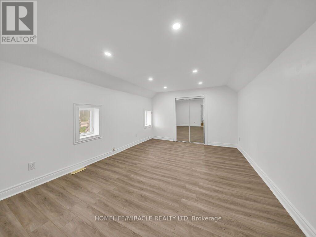 7964 WELLINGTON COUNTY 109 ROAD - 29