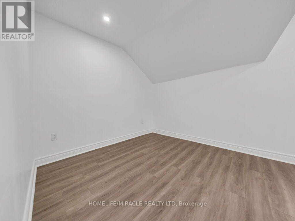 7964 WELLINGTON COUNTY  109 ROAD - Image 31