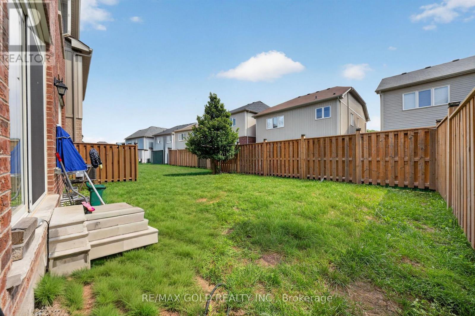 7997 ODELL CRESCENT - 36