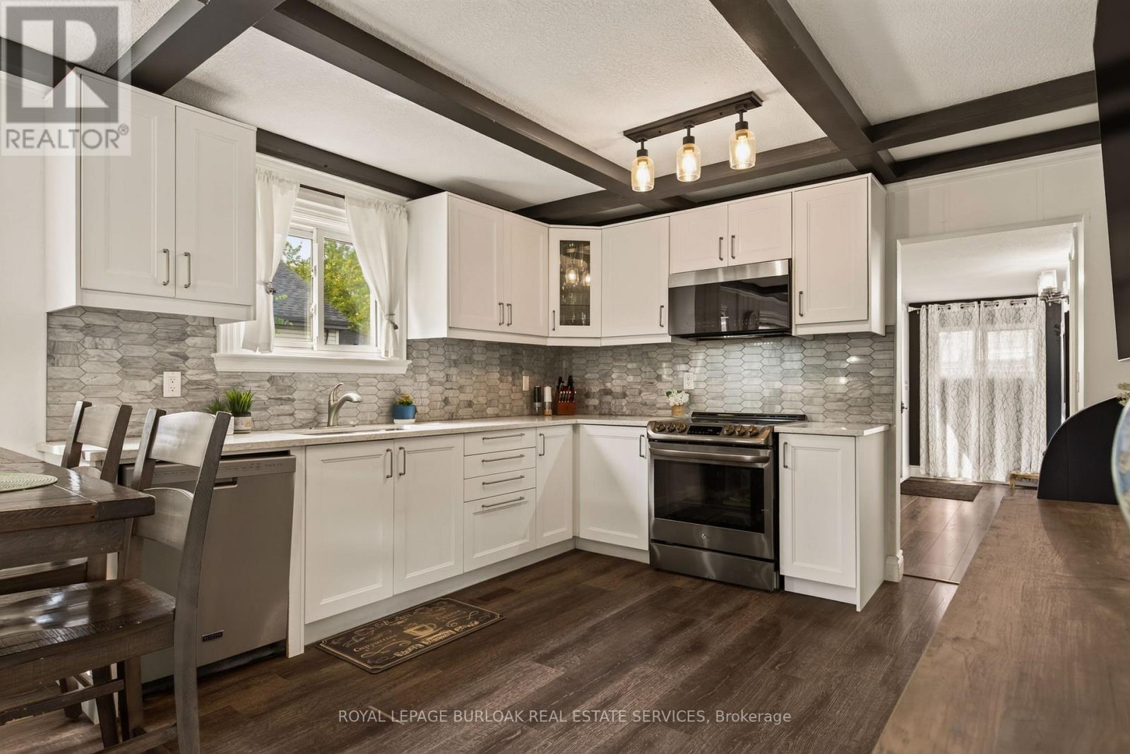 29 HIXON ROAD - 9