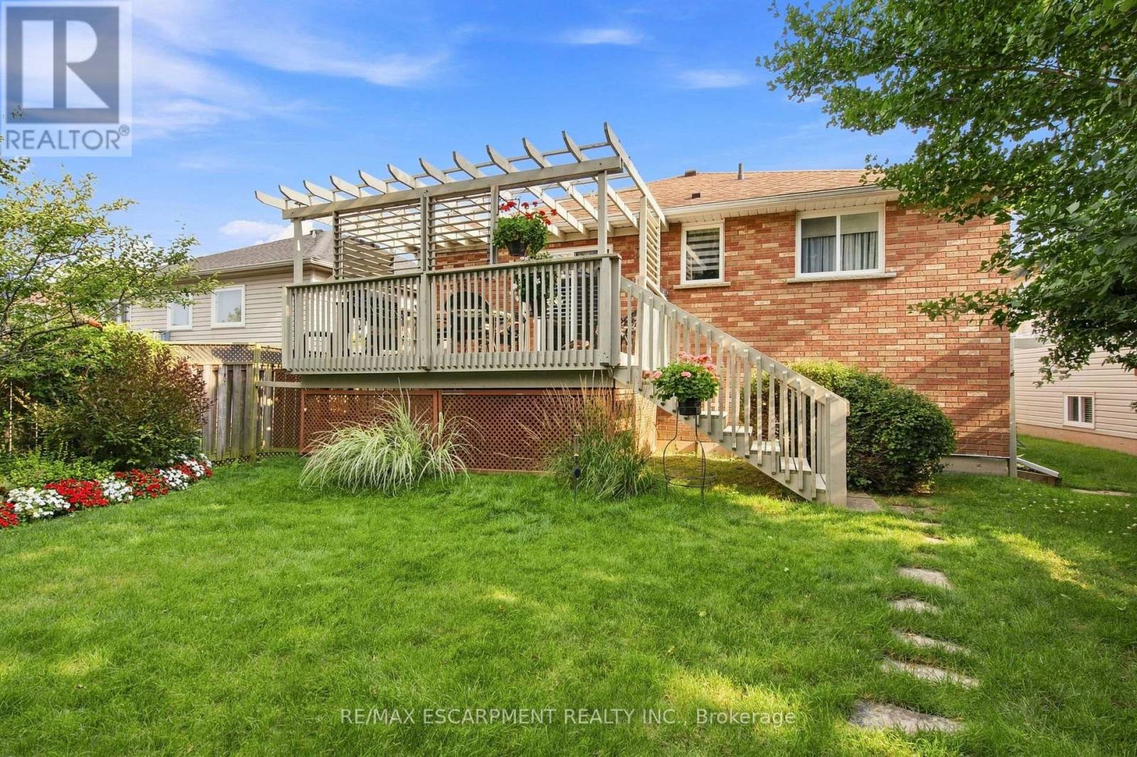 32 BREWSTER WAY - Image 26