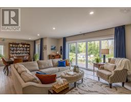 8 Alexander Avenue, Waterloo Lake, NS B0S1P0 Photo 10