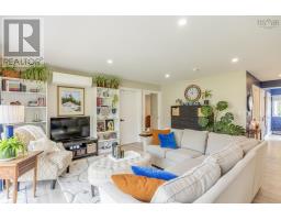 8 Alexander Avenue, Waterloo Lake, NS B0S1P0 Photo 13