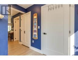 8 Alexander Avenue, Waterloo Lake, NS B0S1P0 Photo 22