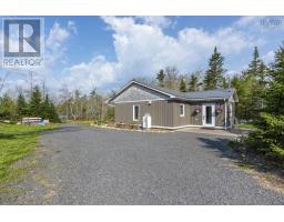 8 Alexander Avenue, Waterloo Lake, NS B0S1P0 Photo 41