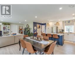 8 Alexander Avenue, Waterloo Lake, NS B0S1P0 Photo 9
