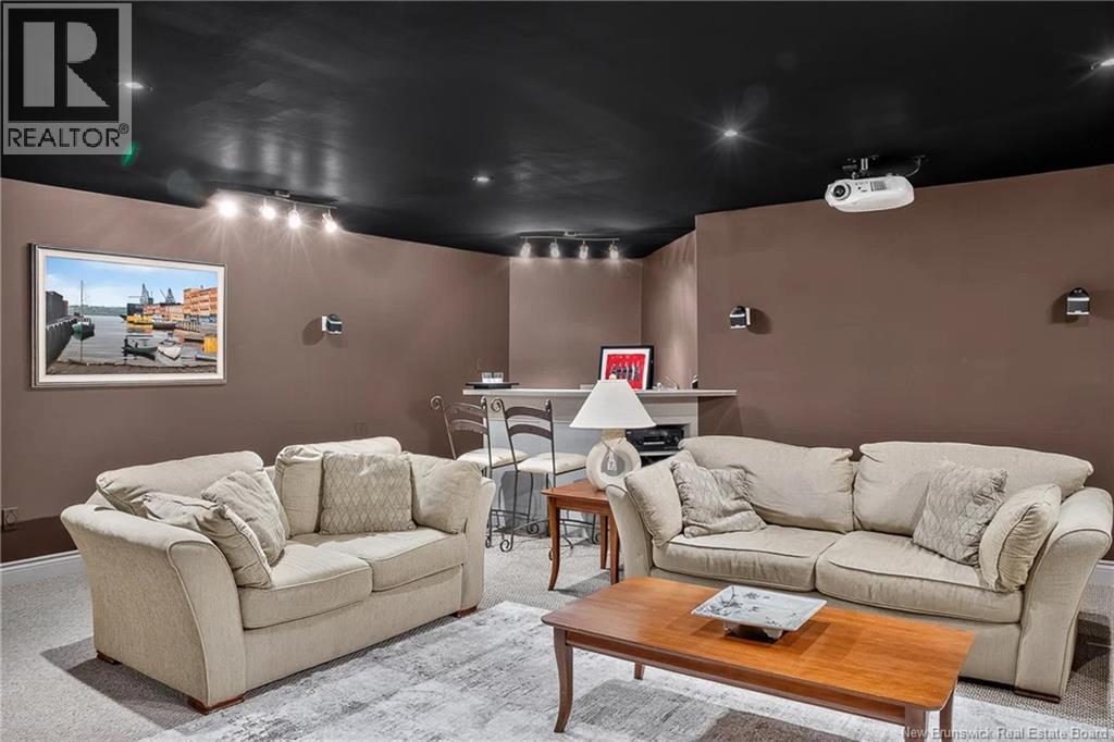 5 Admiralty Drive - Image 37