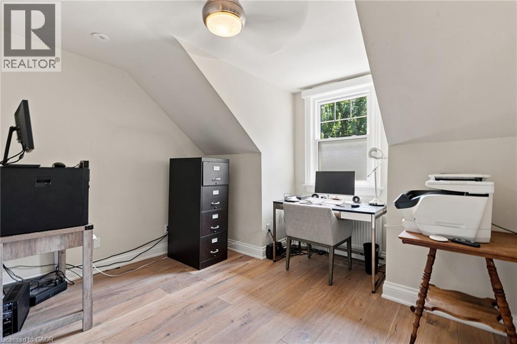 105 WHITTINGTON Place - Image 34