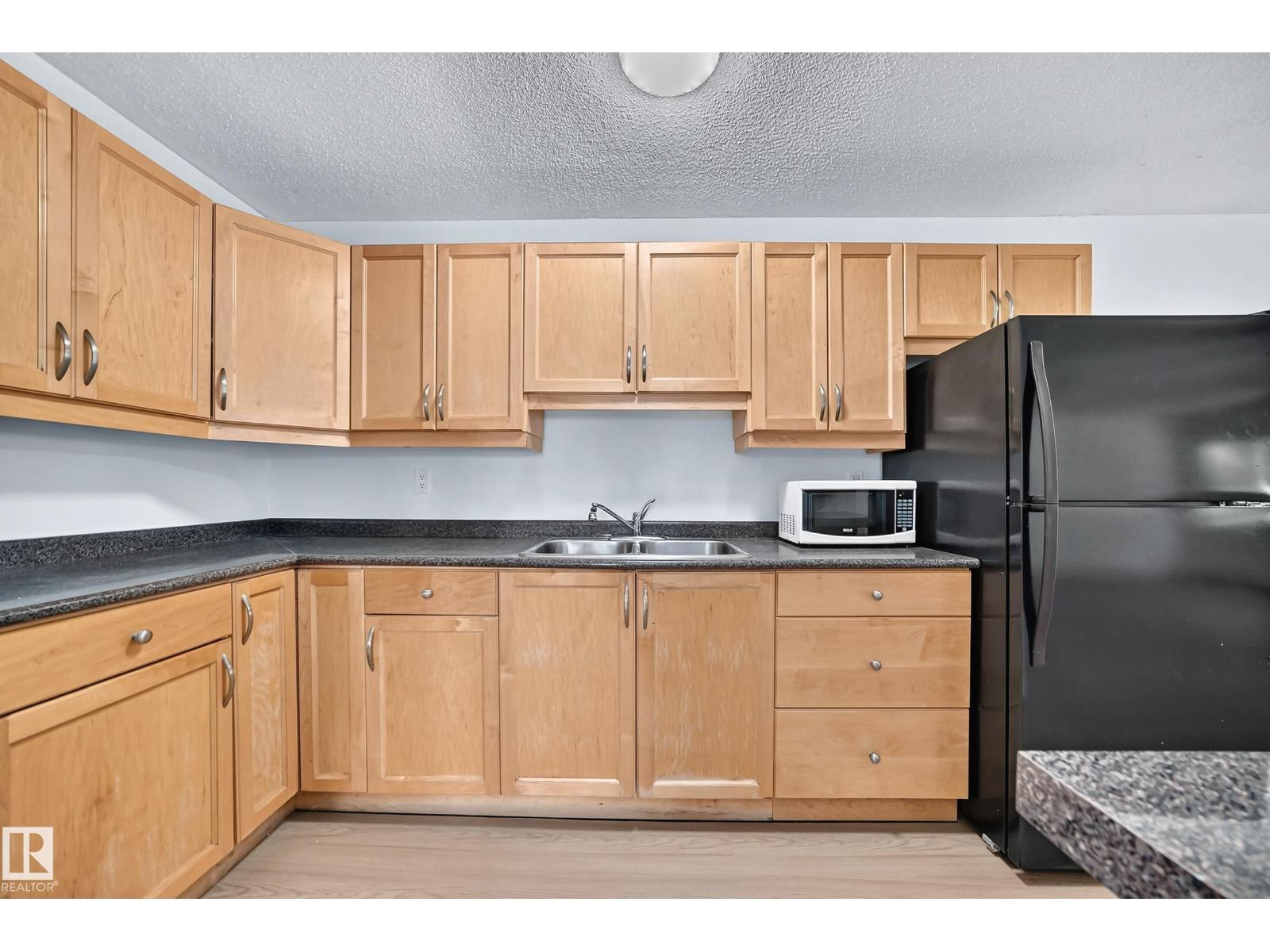 #10 6120 118 AV NW - Image 4