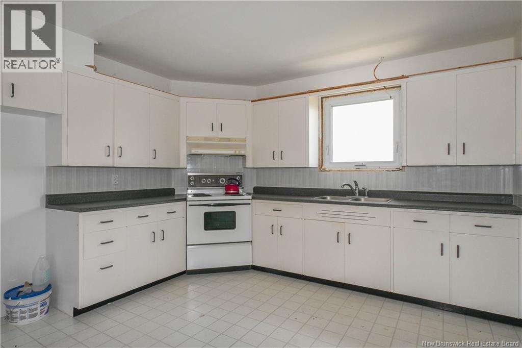 301 Acadie Street - 12
