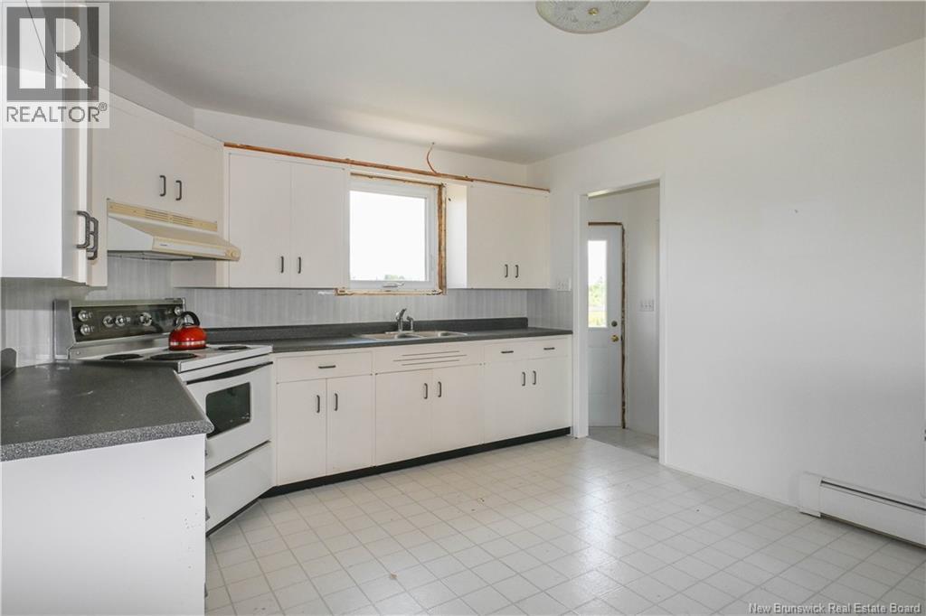 301 Acadie Street - 13