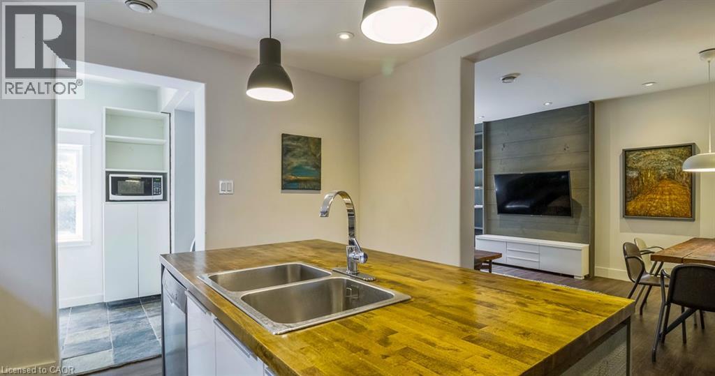 217 CAROLINE Street S - Image 13