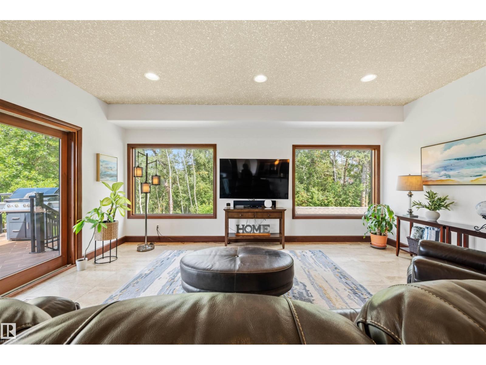 188 WINDERMERE DR NW - 20