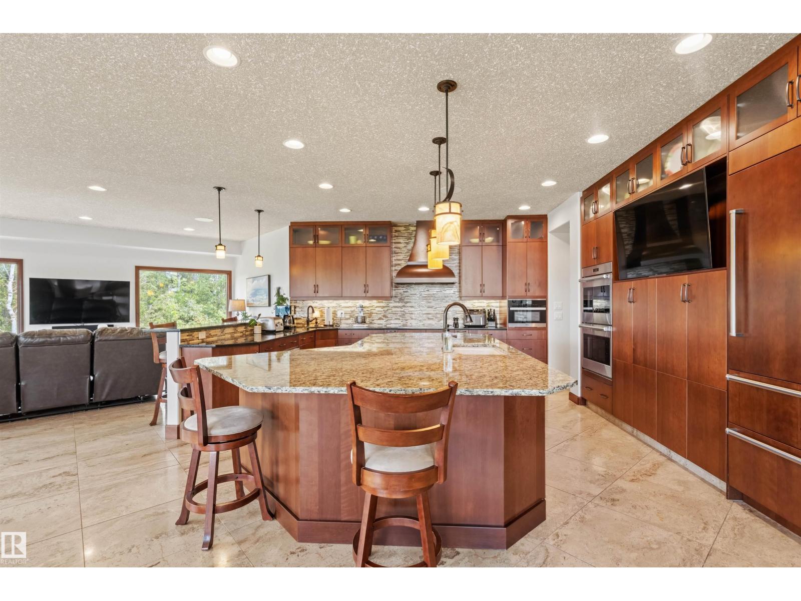 188 WINDERMERE DR NW - Image 17