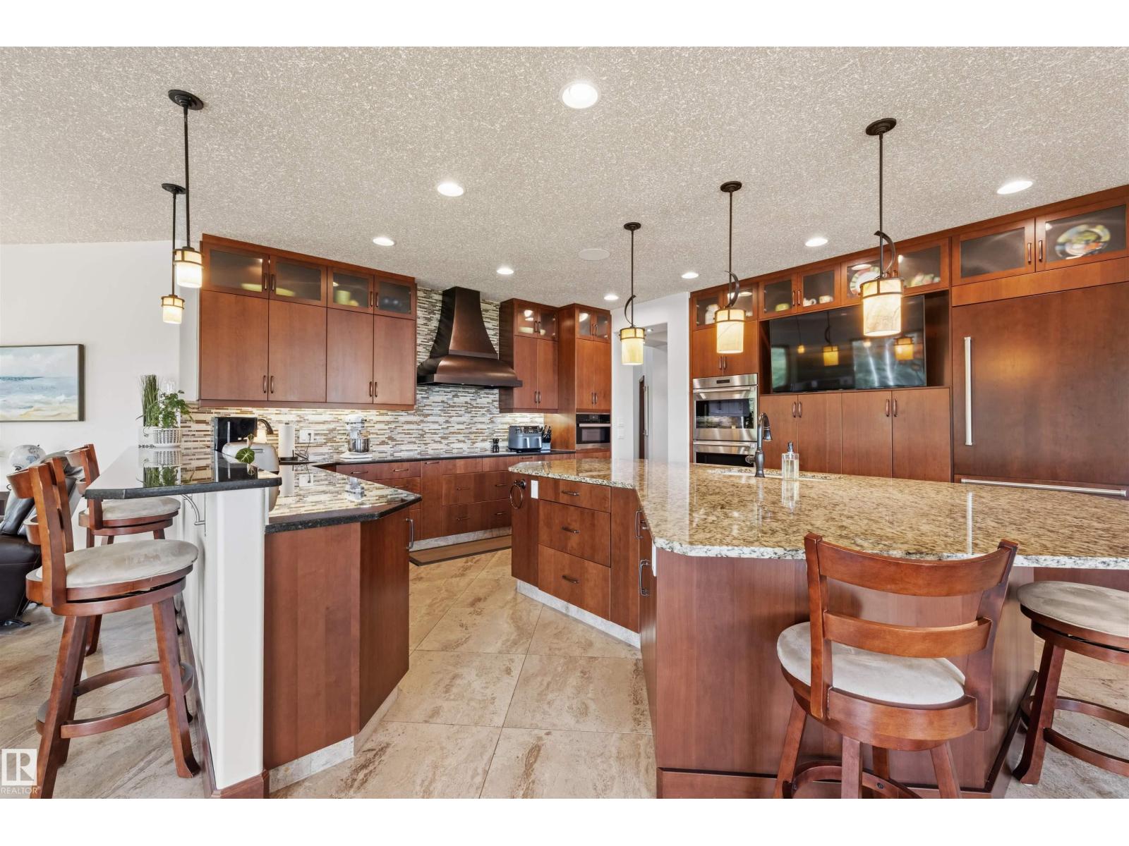188 WINDERMERE DR NW - Image 16