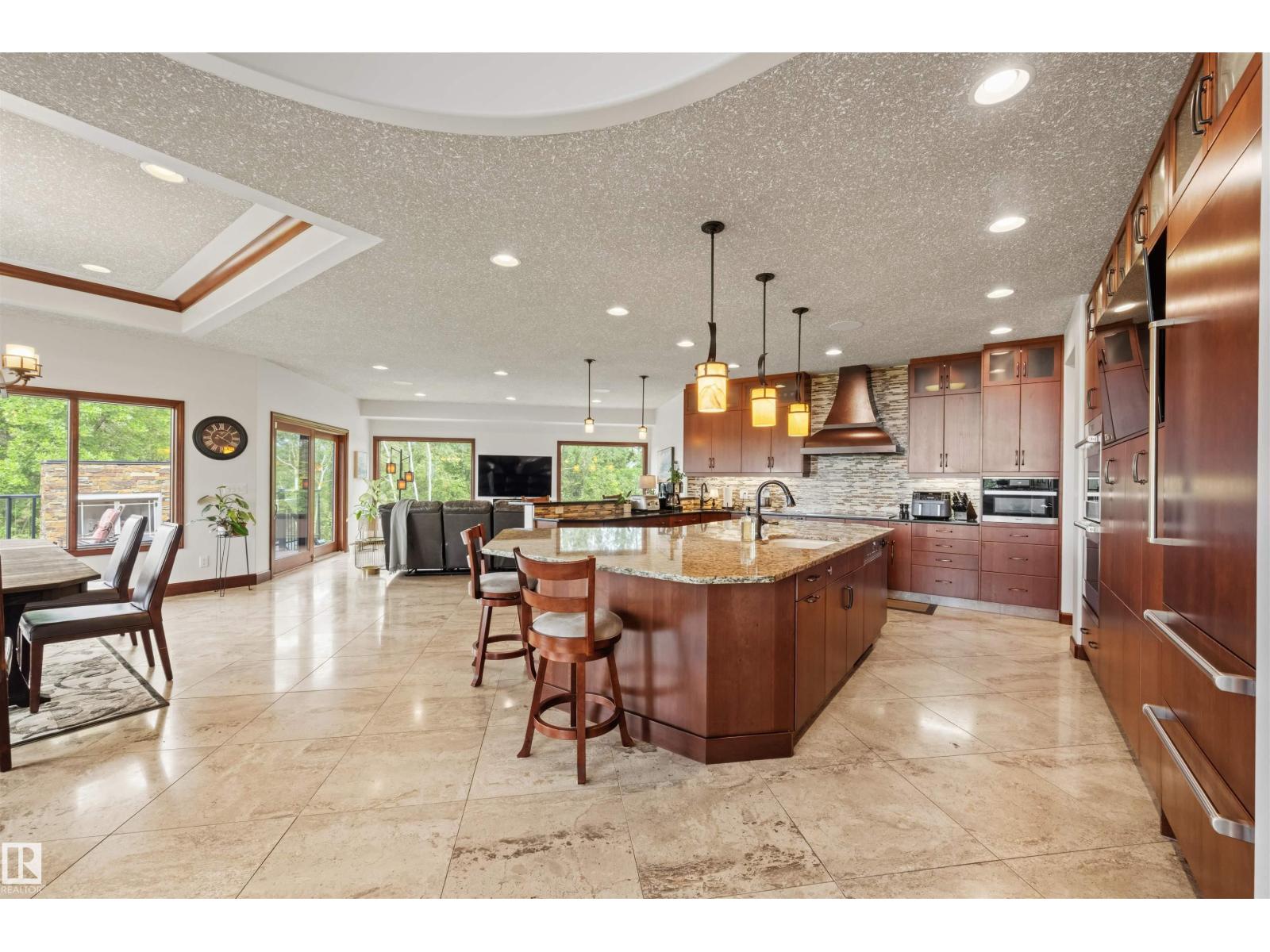 188 WINDERMERE DR NW - 15