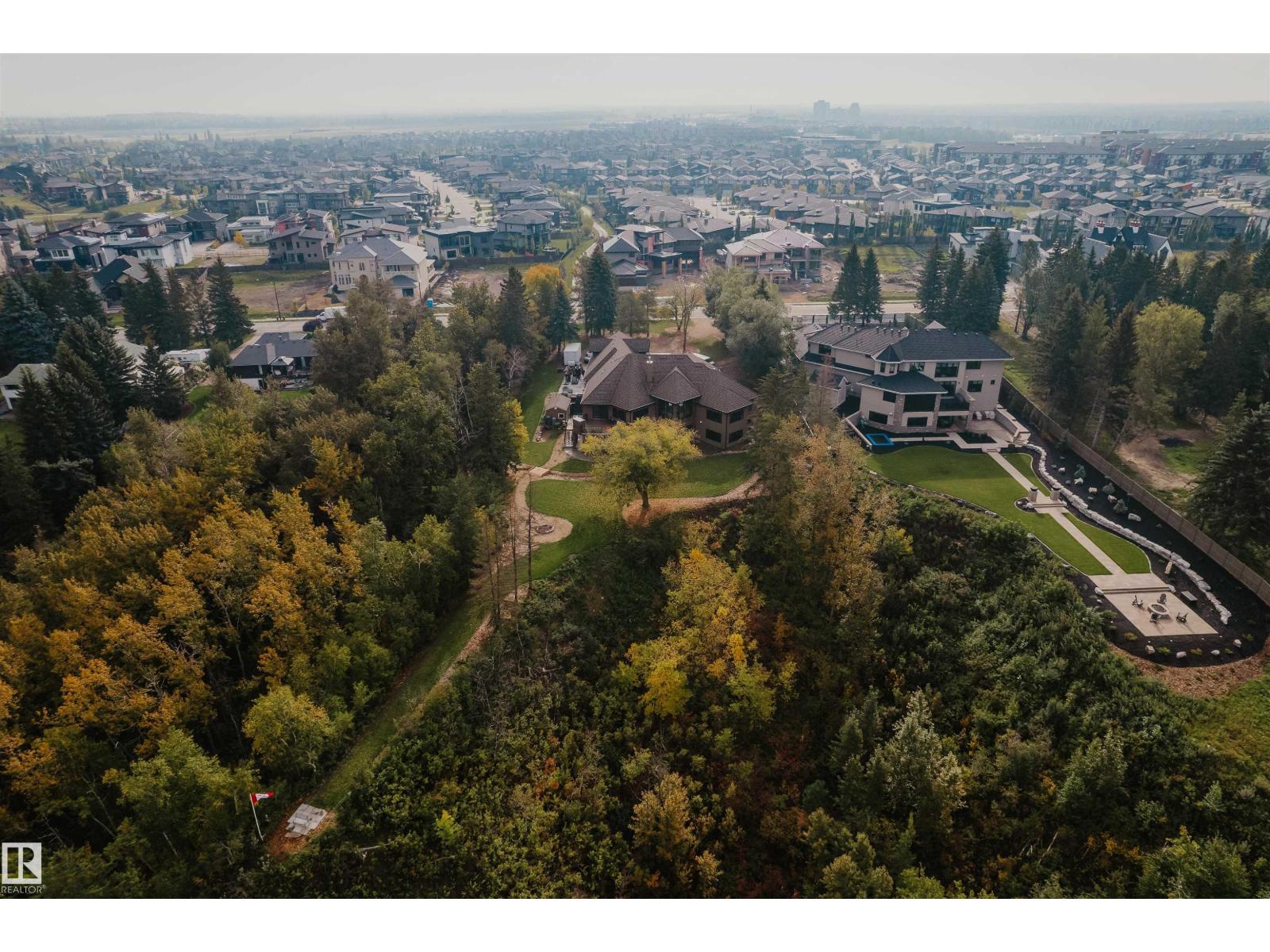 188 WINDERMERE DR NW - 42
