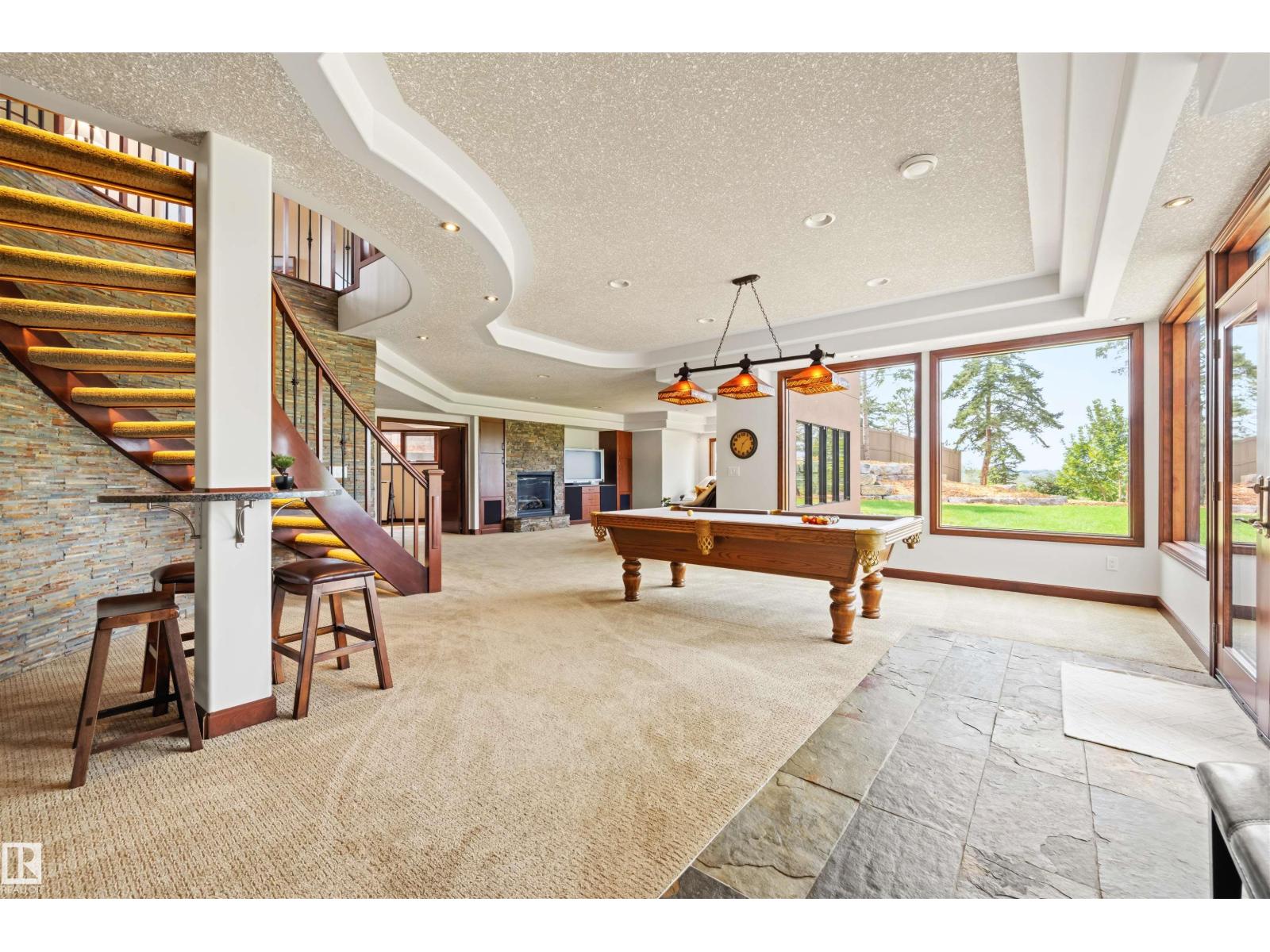188 WINDERMERE DR NW - 31