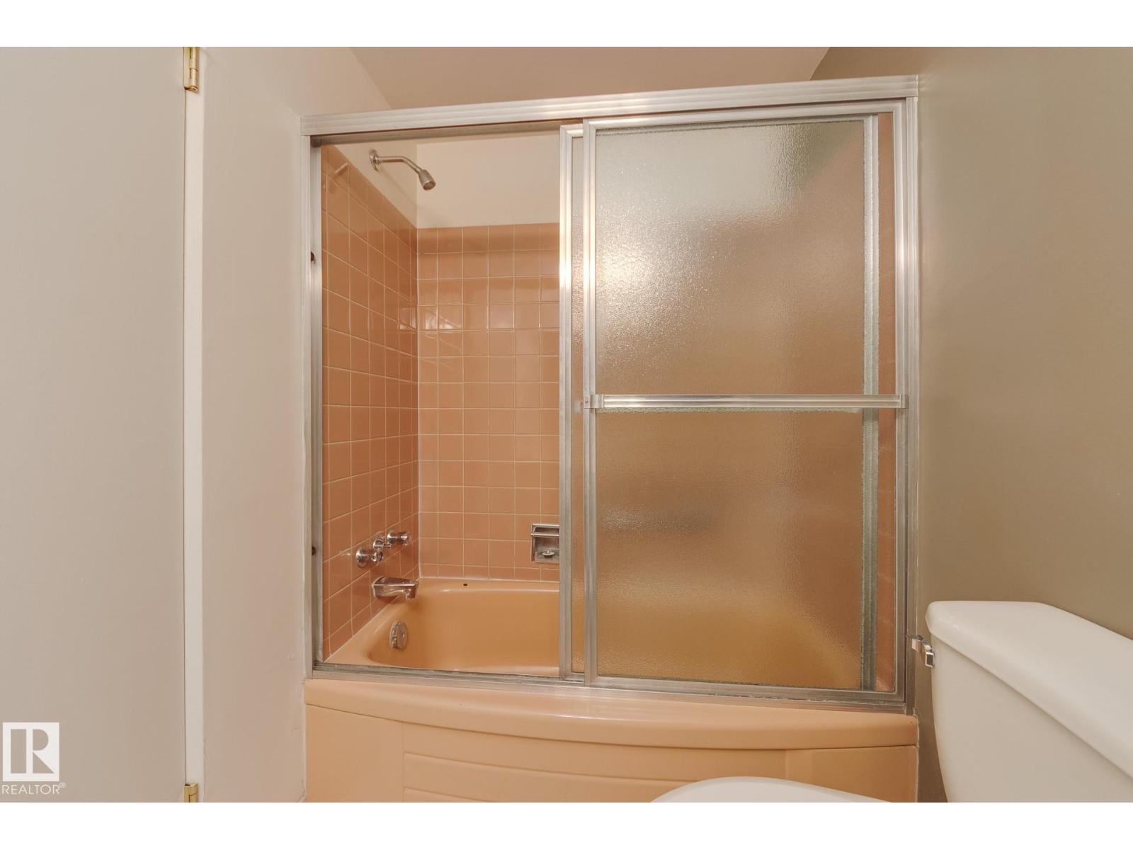 #207 12207 JASPER AV NW - Image 25