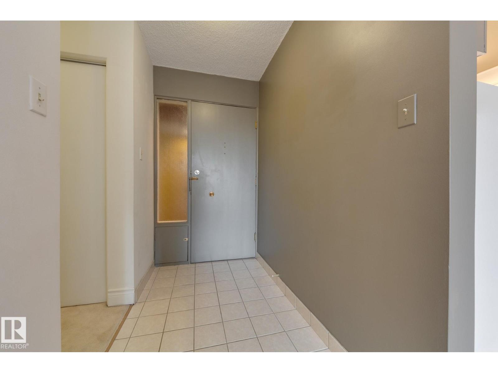 #207 12207 JASPER AV NW - Image 7
