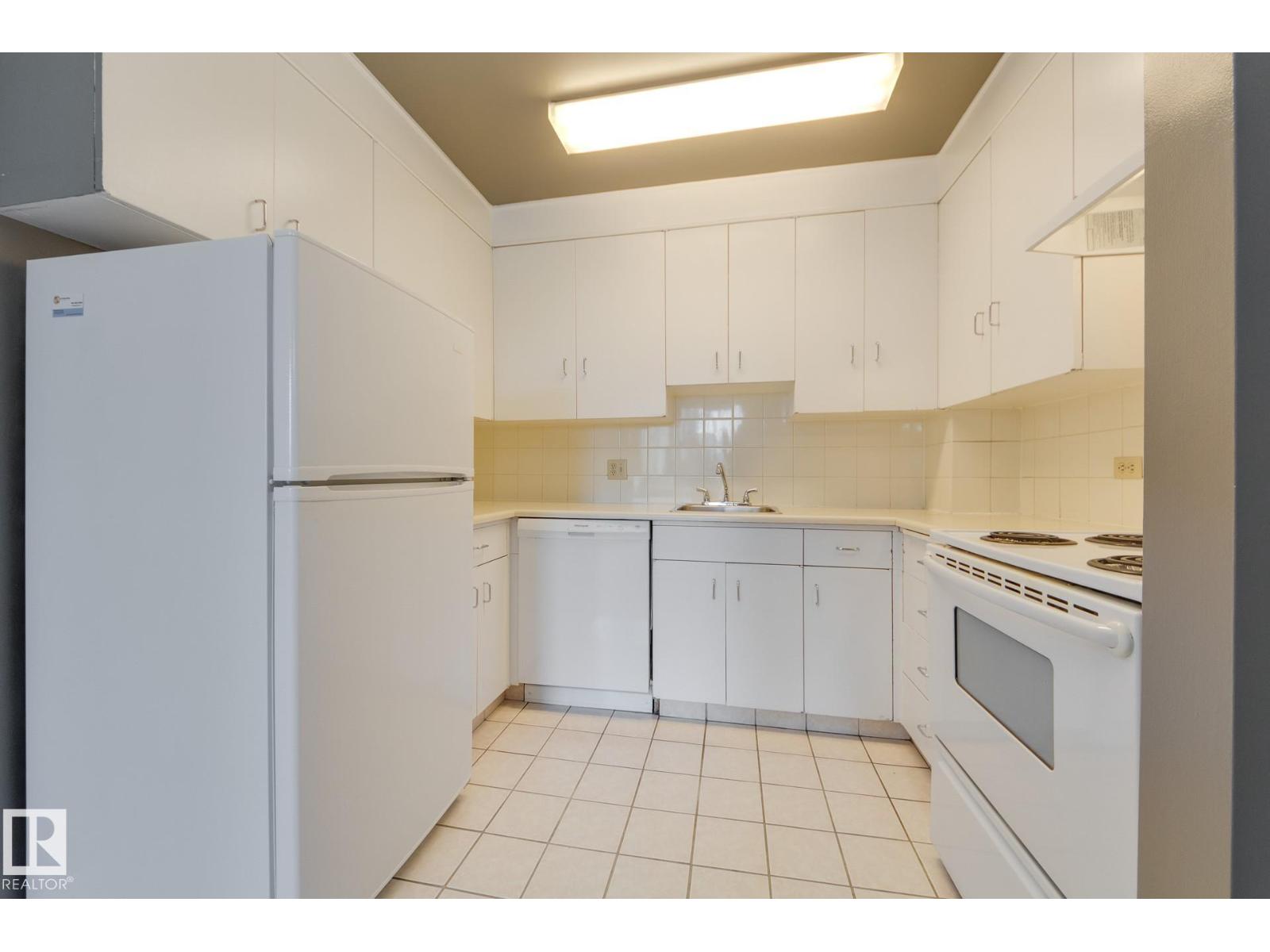 #207 12207 JASPER AV NW - 12