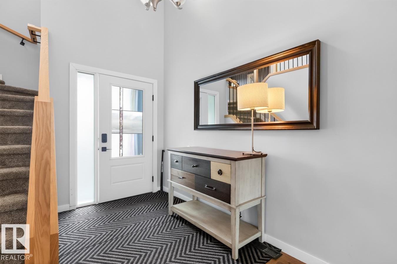 10 DOUGLAS CR - Image 6