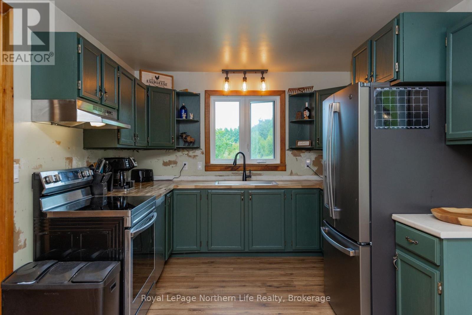 258 ALGONQUIN ROAD - 14