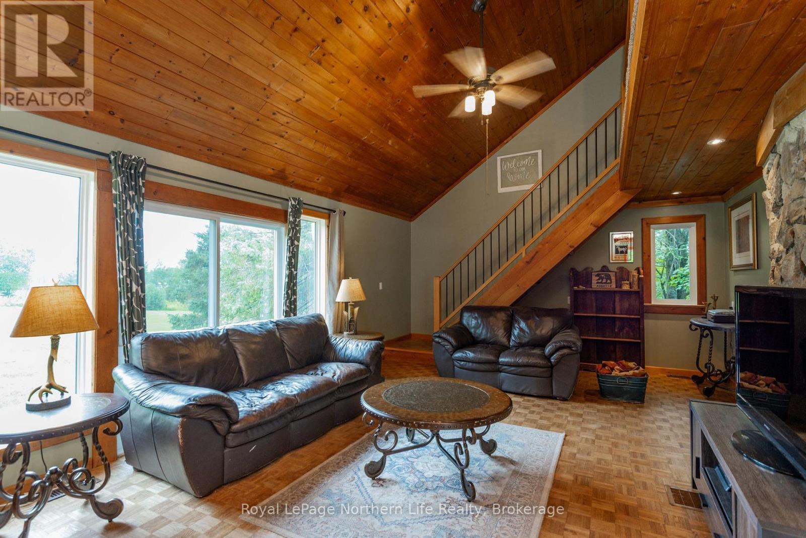 258 ALGONQUIN ROAD - 18