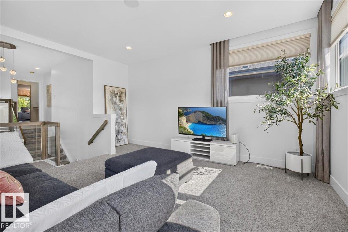 1123 WAHL PL NW - 37