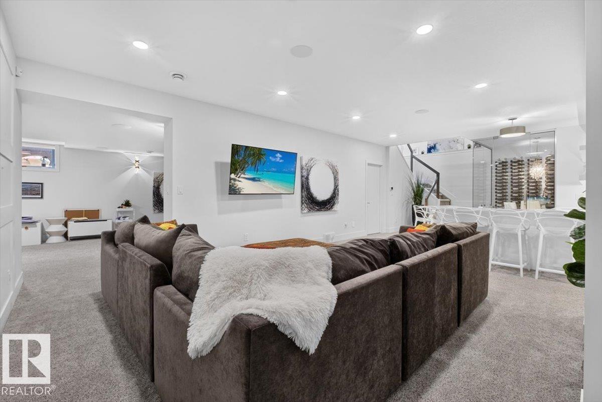 1123 WAHL PL NW - 66