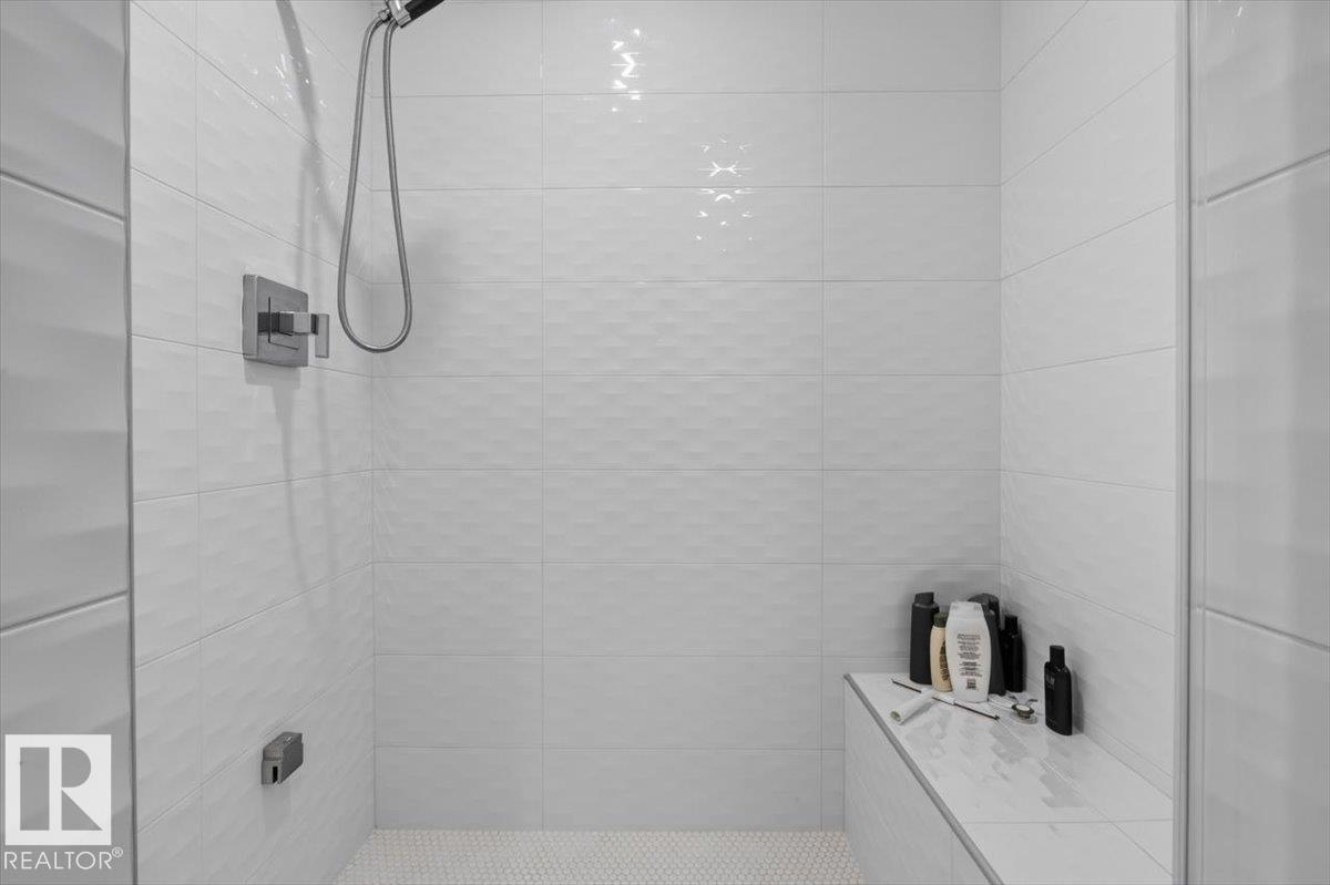 1123 WAHL PL NW - Image 63