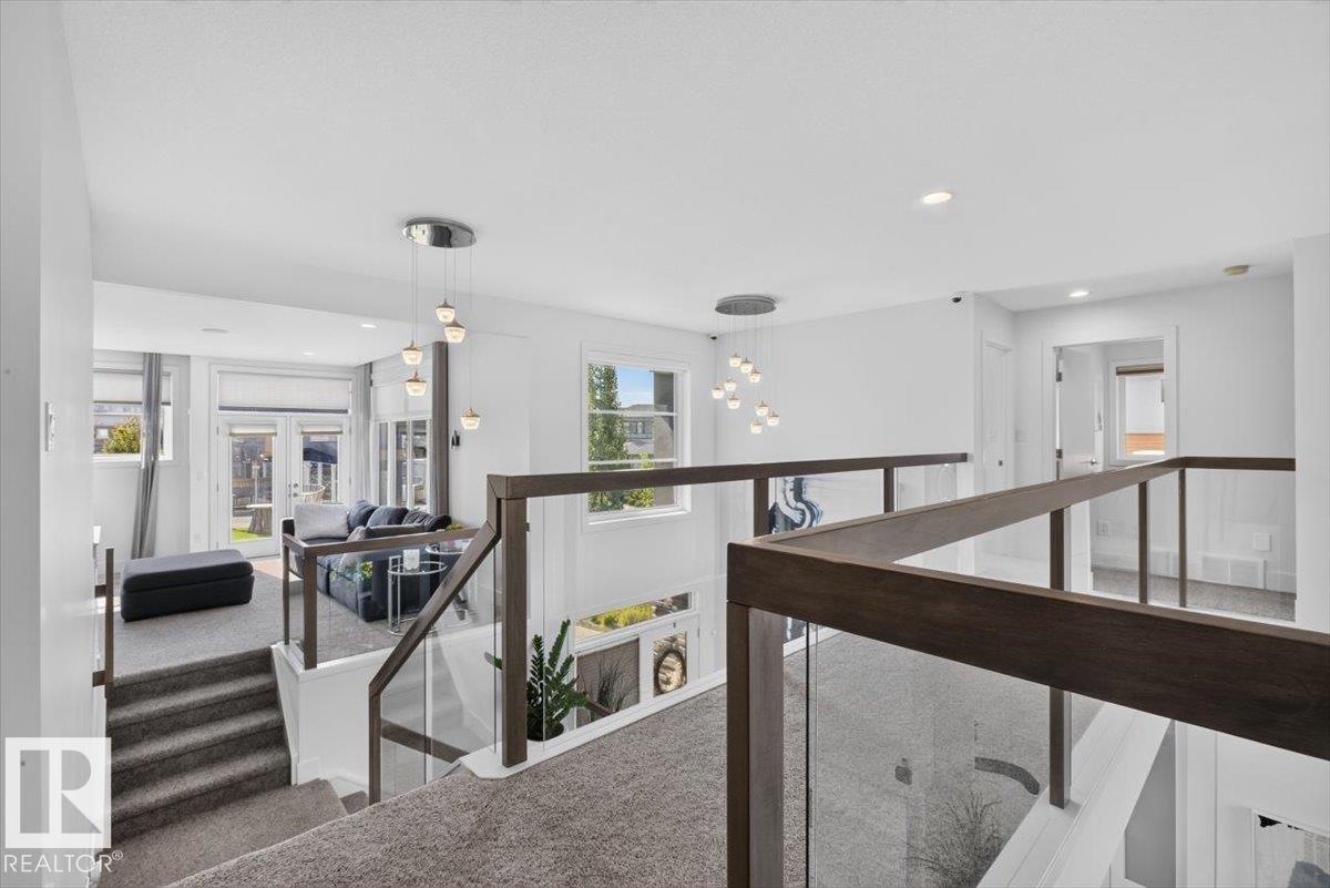 1123 WAHL PL NW - 42