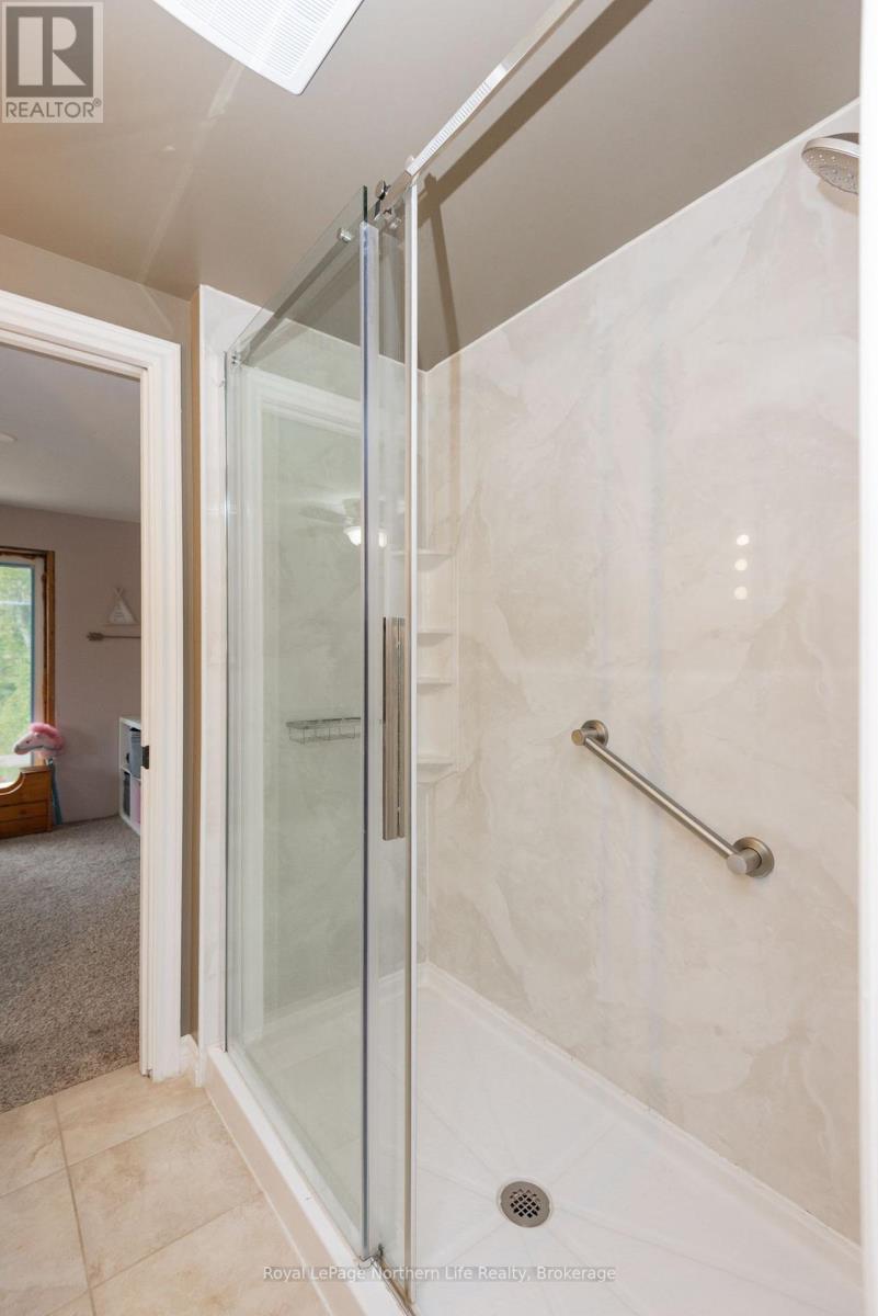 258 ALGONQUIN ROAD - 33