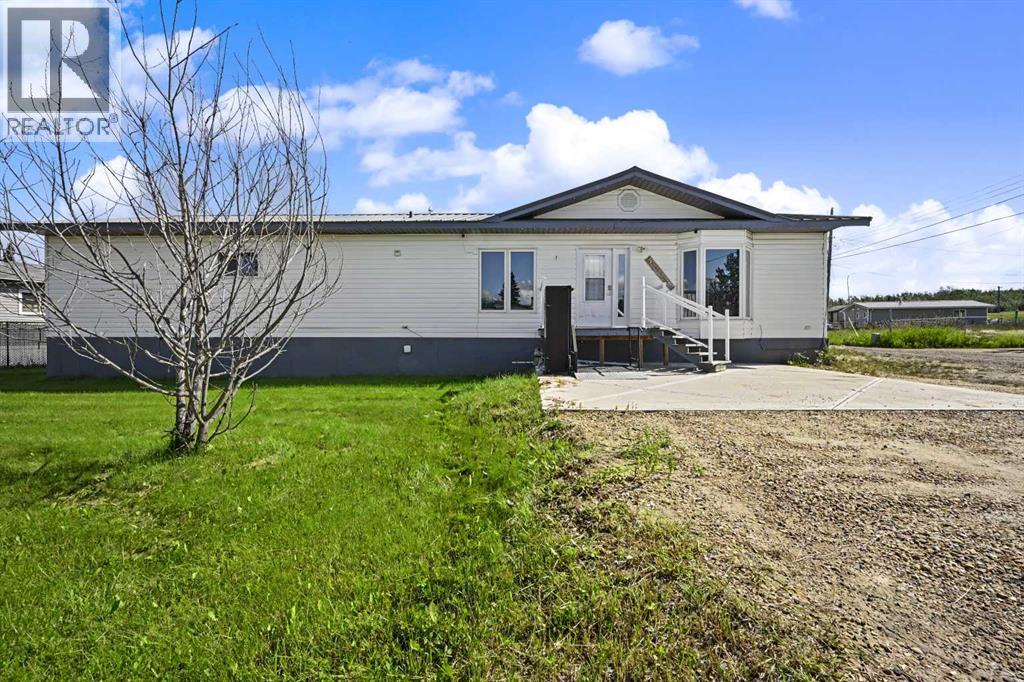 5003 46 Street - 2