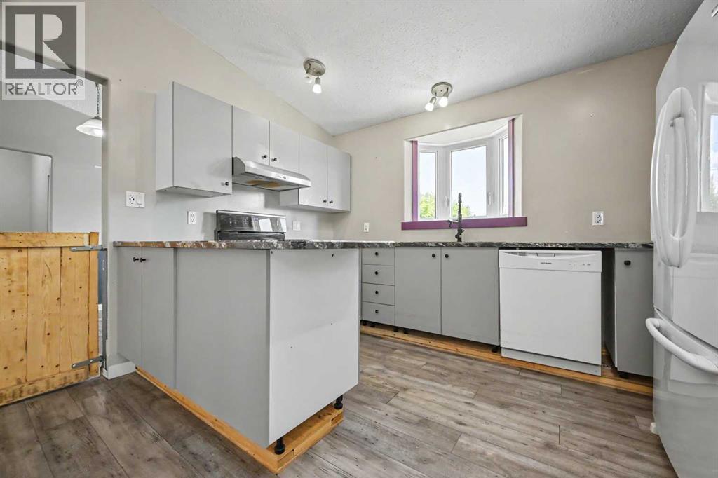 5003 46 Street - Image 8