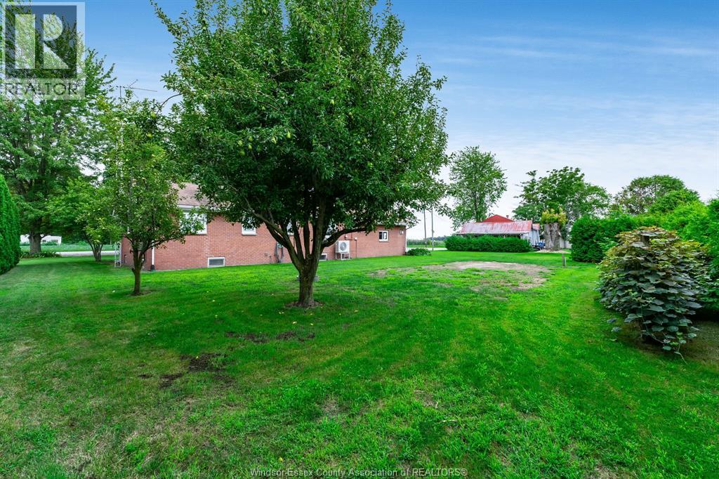 21300 Tecumseh ROAD - Image 31