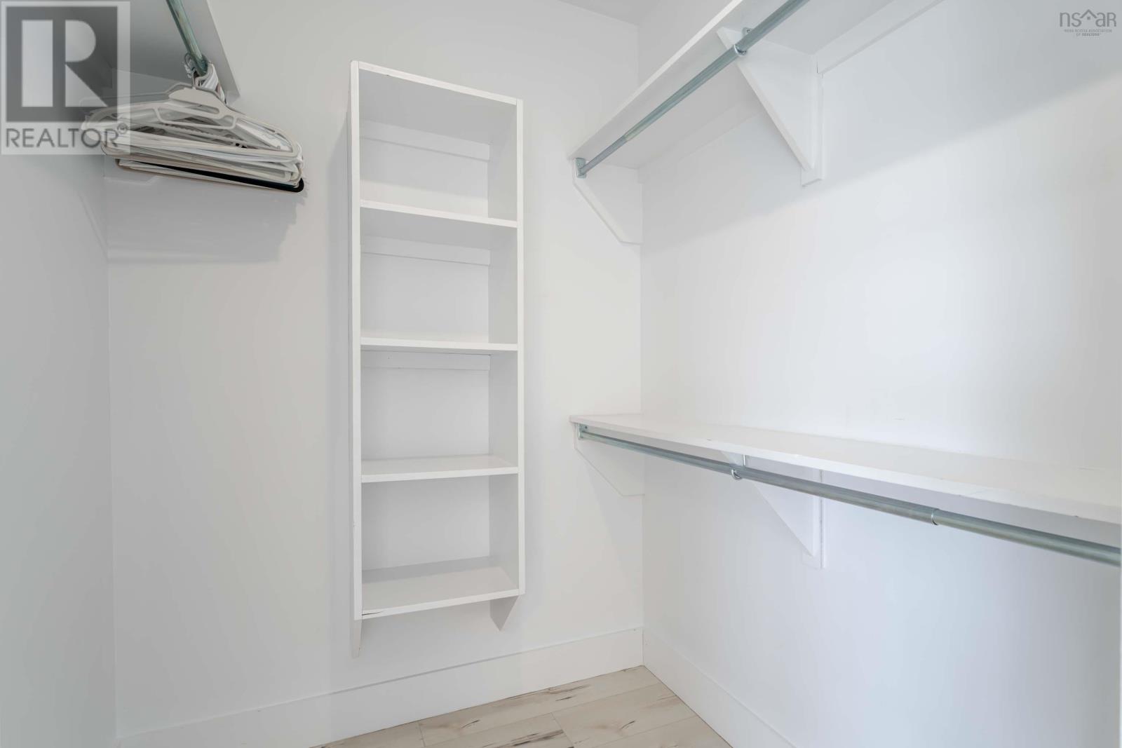 19 Flatrock Crescent - 20
