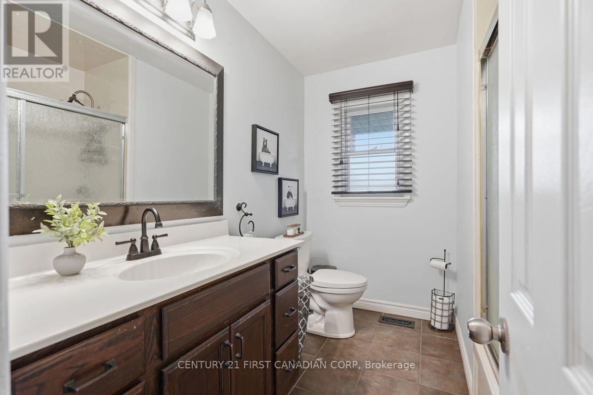 283 SPRUCE STREET - Image 19