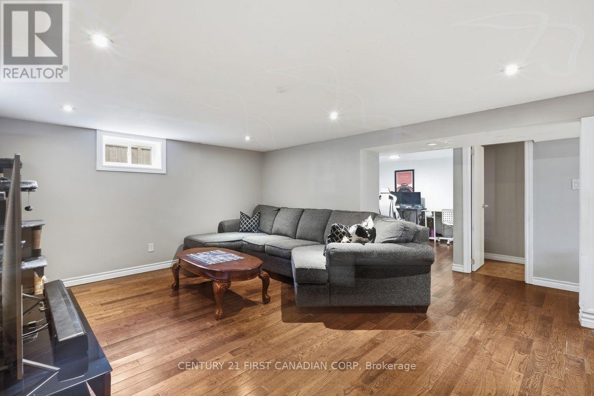 283 SPRUCE STREET - Image 21