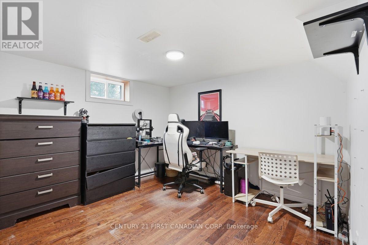 283 SPRUCE STREET - Image 23
