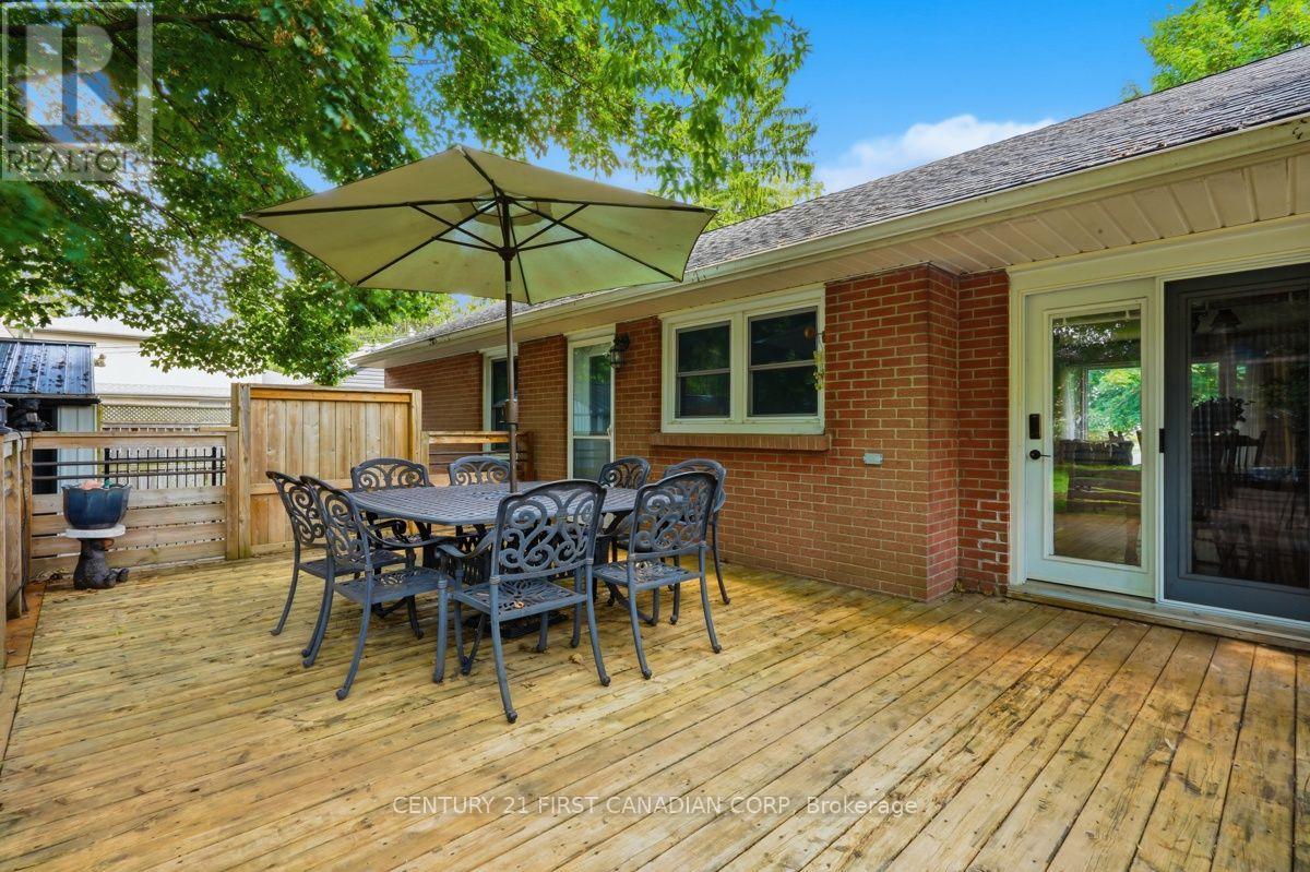 283 SPRUCE STREET - 28